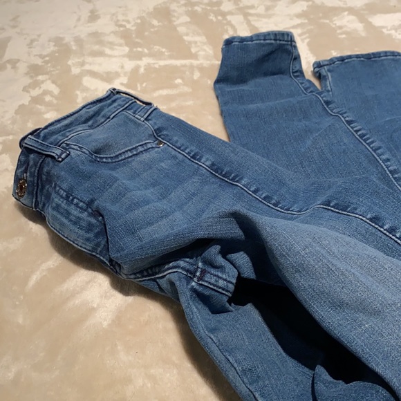 Guess Skinny Jeans - Picture 4 of 4